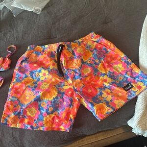 Kulani Kinis- Men’s swim trunks! Never worn!